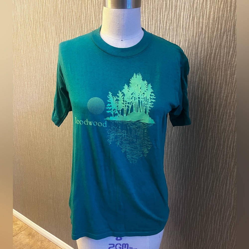 Vintage green tee